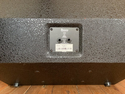 yamaha-bbt500-peavey-p210kc-08.jpeg
