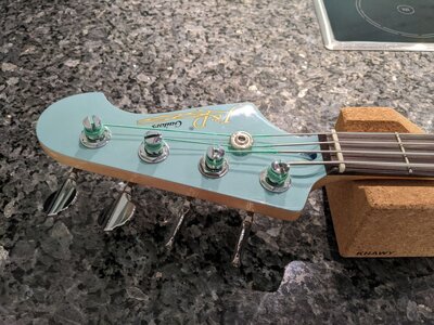 JD_Jaguar_Bass_headstock_small.jpg