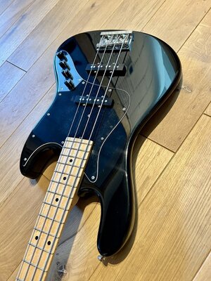 Sadowsky MV-4 Japan