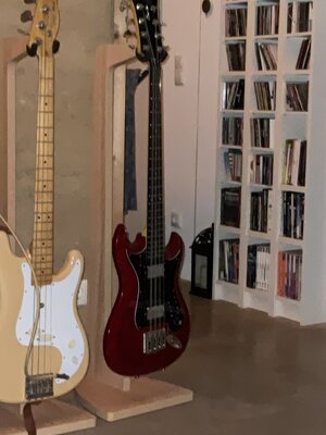 Hagstrom H8 II