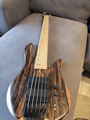 VB Custom (Veli Boyraz) Bass Gitarre 5 String