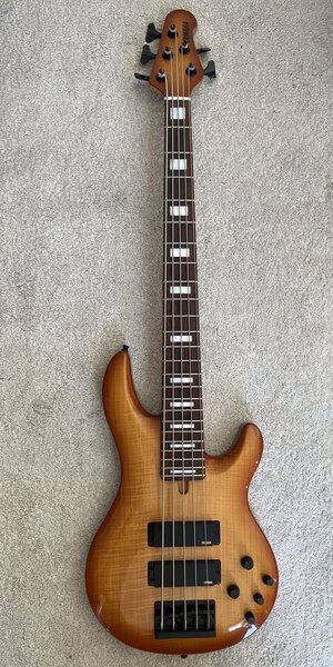 Yamaha BBN5A