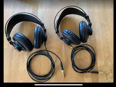 2x Superlux HD681 OverEar Kopfhörer