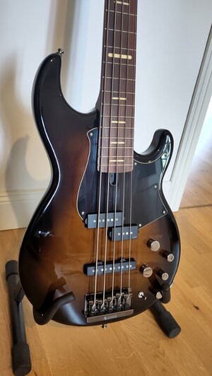 Yamaha BB735 (3).jpg