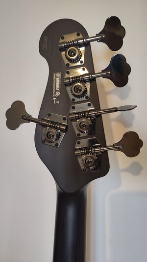 Yamaha BB735 (6).jpg