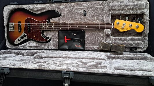 Fender American Professional 2, Jazz Bass 07/23