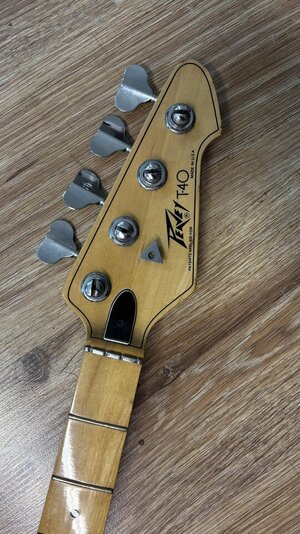 Peavey T40 Bass Neck inkl. Tuner