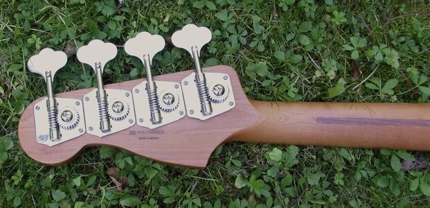 Fender Roasted Maple Precision Bass Hals (VHB)