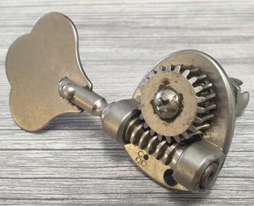 Suche: Sandberg Lightweight Tuner Mechanik