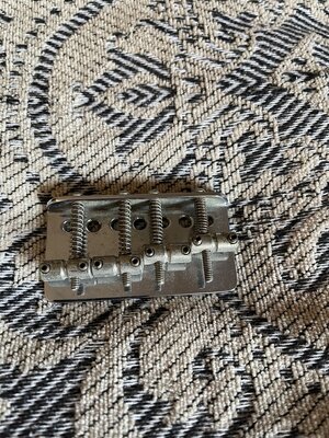 Fender Mark Hoppus Bridge