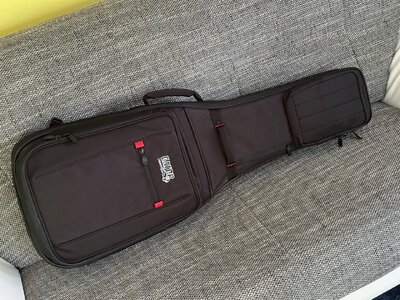 Dünnsaiter aufgepasst: Gator G-PG E-Gitarren-Gigbag – neu und unbenutzt