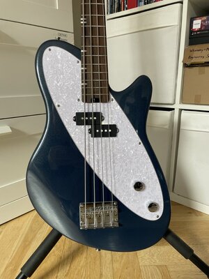 Hartwood Satellite Bass Metallic Blue
