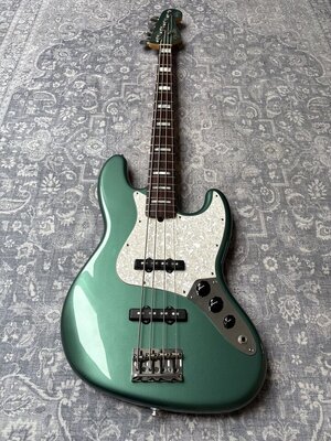 Fender Adam Clayton Jazz Bass