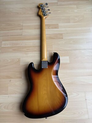 squire-jv-jazz-5116147@2x (1).jpg