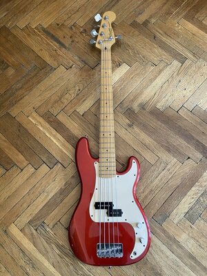 Squier VM Precision V