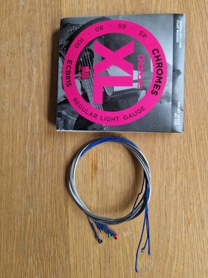ECB81S Bass Saiten Flatwound Shortscale
