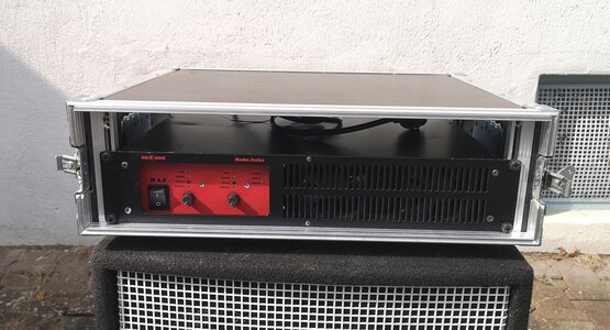 RedRock Modus M 6 Endstufe im Rack