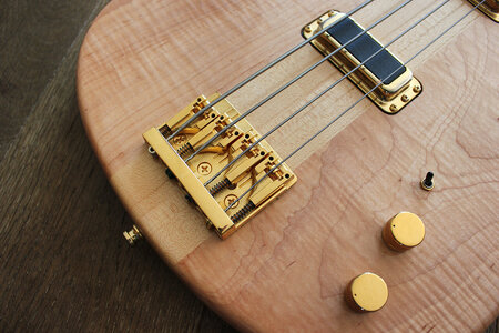 Rickenbacker 4004-bridge_1500.jpg