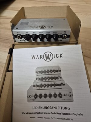 Warwick Gnome neuwertig