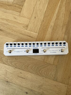 Flamma FB200 Amp und Multi Fx Pedal mit Drums