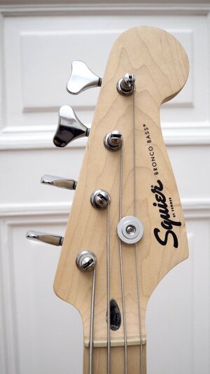 Squier Bronco SHP 6.jpeg
