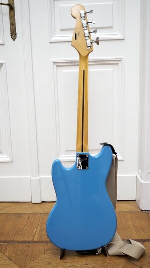 Squier Bronco Blau 7.jpeg