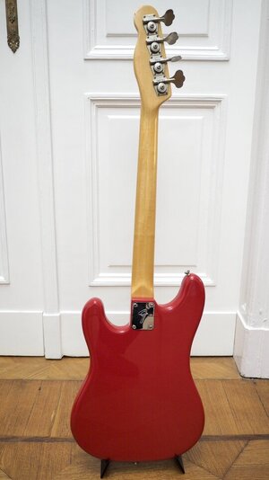 Fender Bullet B30 5.jpeg