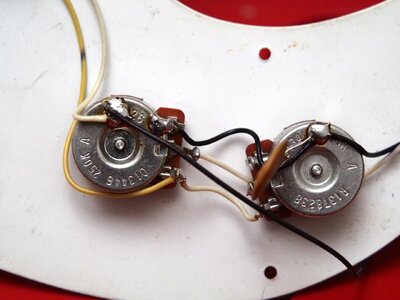 Fender Bullet B30 12.JPG