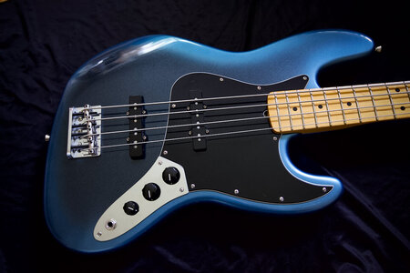 Fender Jazz Bass American Professional II ***NEUWERTIG***