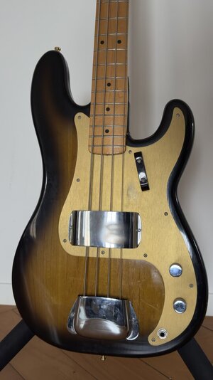 Fender American Vintage ’57 Precision Bass (1988, V03xx) – Sunburst – OHSC & Covers