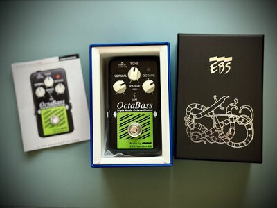 - SOLD! - EBS OctaBass Octaver NEU!
