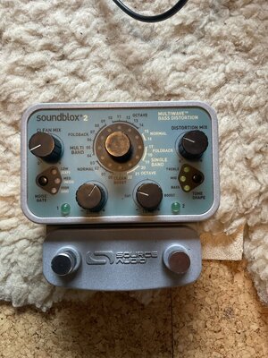Bass Distortion Zerre Source Audio Multiwave Soundblox 2