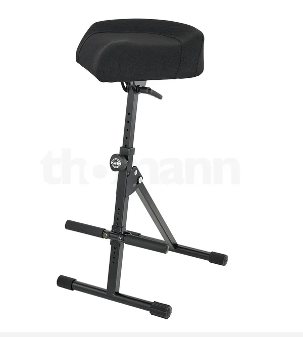 Suche K&M Stehhilfe / Hocker