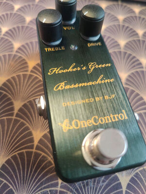 OneControl Hooker's Green Bass Machine