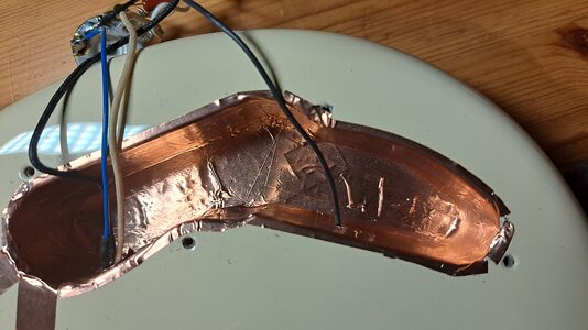 20251004_214102_000_1024.jpg 20251004_214102_000_1024.jpg