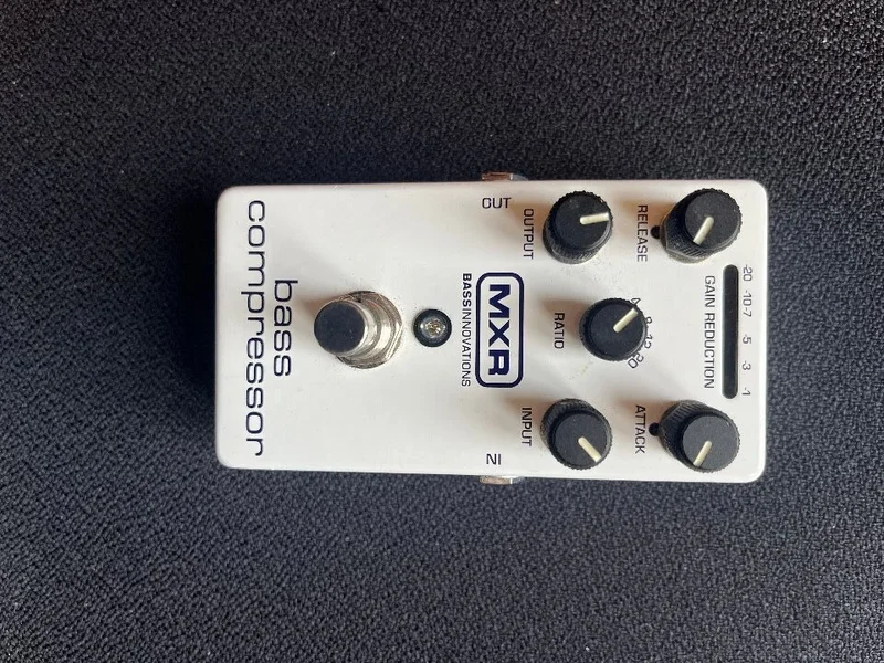 MXR bass compressor M87