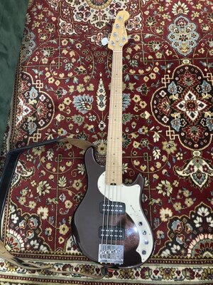 Fender Dimension 5 USA deluxe in Root Beer