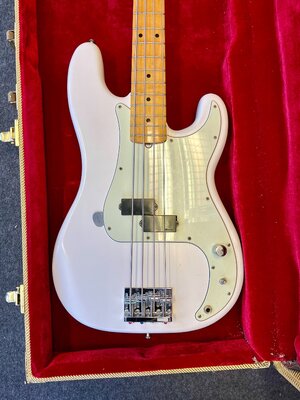 Tokai Hard Puncher Precision Bass
