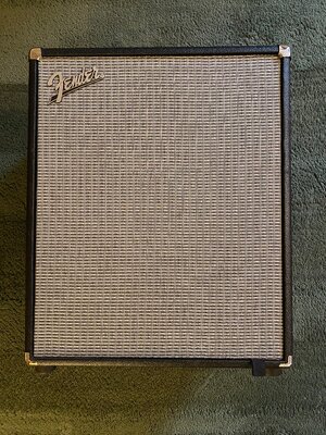 Fender Rumble 500 inkl. Zubehör