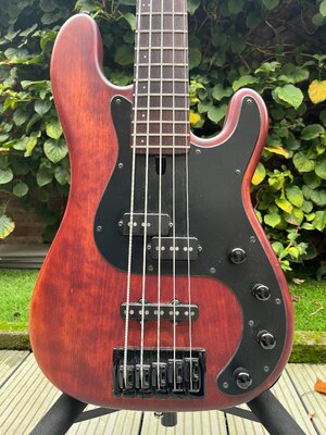 VK : Maruszczyk Jake 5a E-Bass