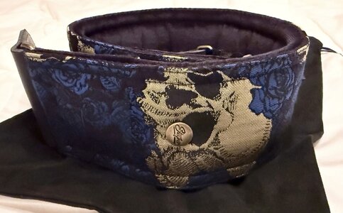 Steyner Straps Bassgurt 8cm BLUE SKULL neuwertig