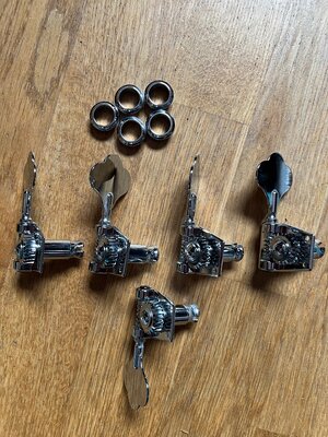 Harley Benton Mechaniken, 5-Saiter