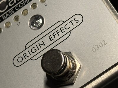 [SUCHE] Origin Effects DCX Bass