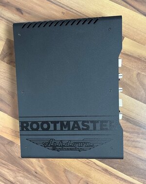 AD_RM_220_2.jpg