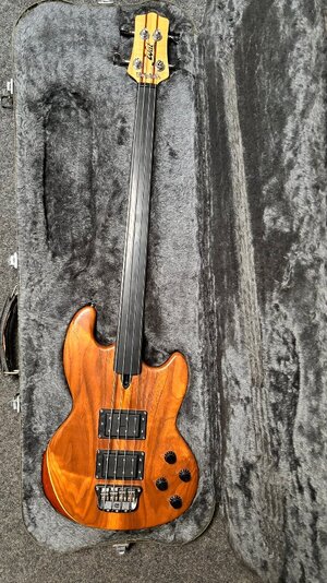 WAL MKI fretless Bass 1989 >W3258< / orig. blue case