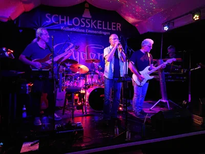 Suche Growling Krizzly Deluxe