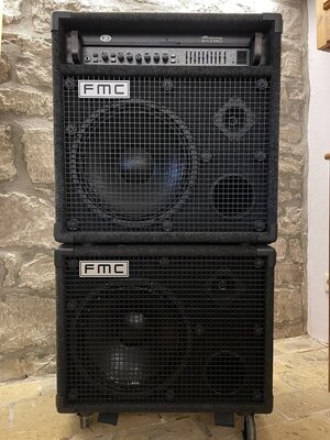 Bassverstärker Ampeg SVT-3 PRO einschl. zwei Bassboxen FMC