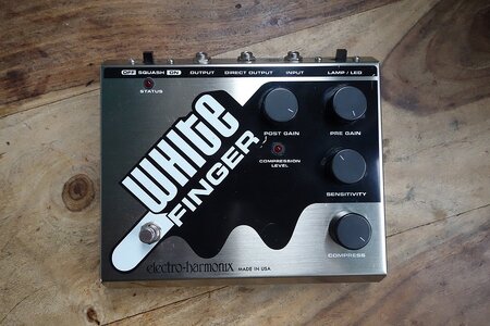 Electro Harmonix White Finger Compressor Pedal