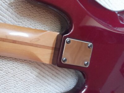 4 Fender Jazzbass.jpg