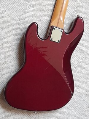 12 Fender Jazzbass.jpg